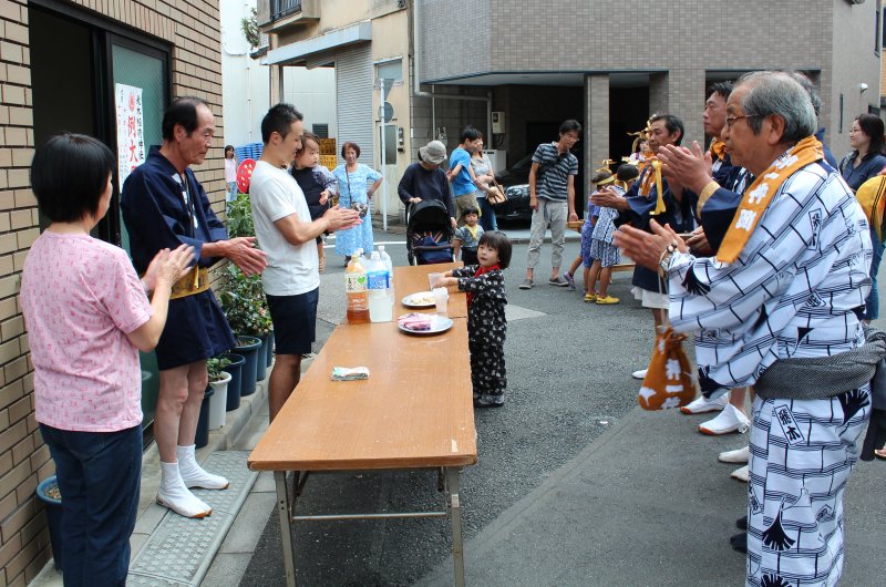 峯岸祭礼委員長'' 峯岸祭礼委員長''