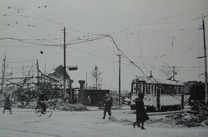 台東区・菊屋橋交差点付近'' 台東区・菊屋橋交差点付近''